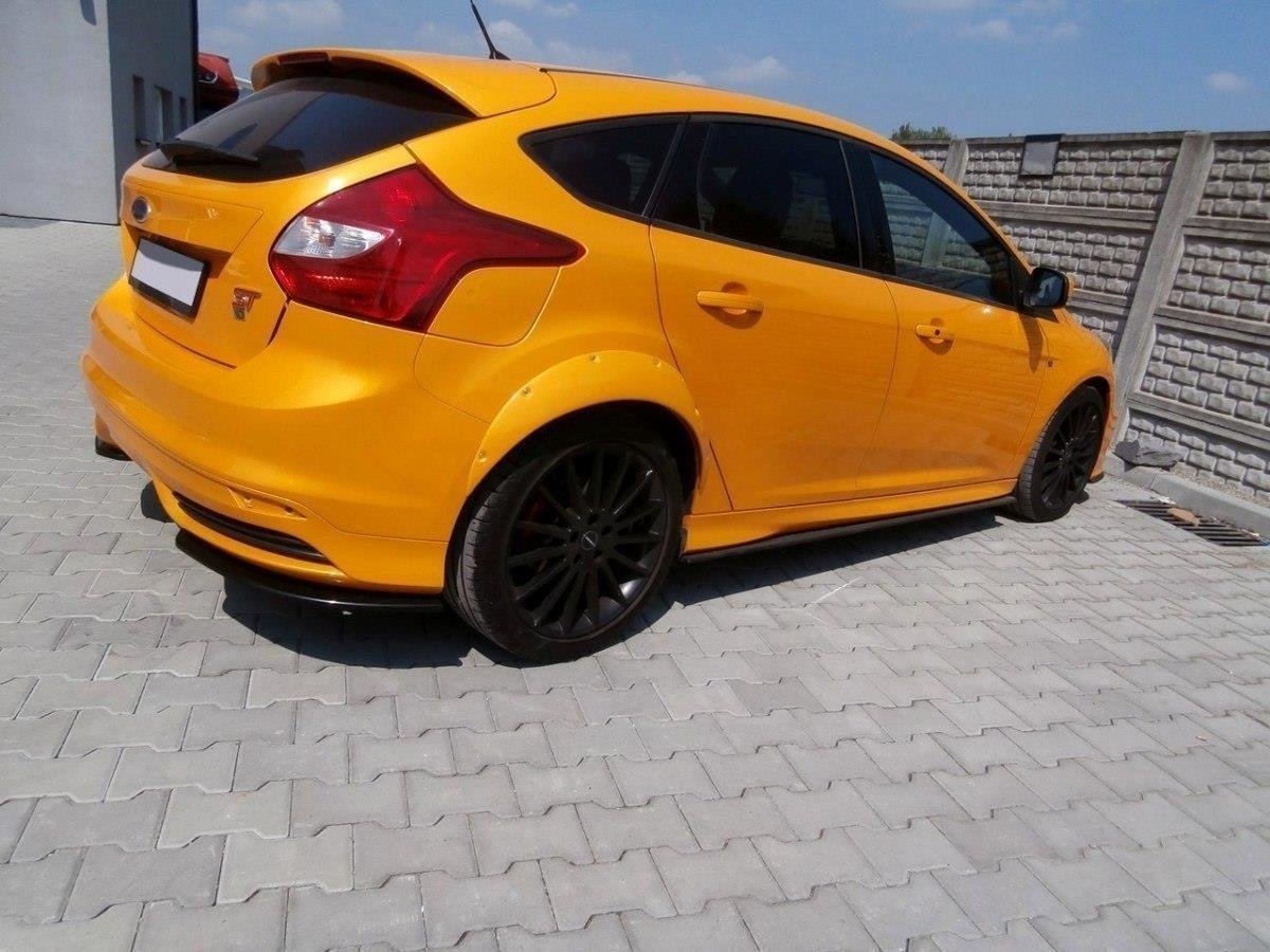 Kotflügelverlängerung Ford Focus ST Mk3 schwarz Hochglanz – Ansicht 7