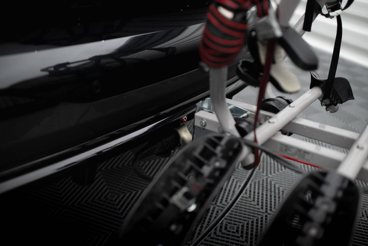 Street+ Mittlerer Diffusor RACE passend für BMW X7 M-Paket G07 Facelift schwarz Hochglanz – Ansicht 12