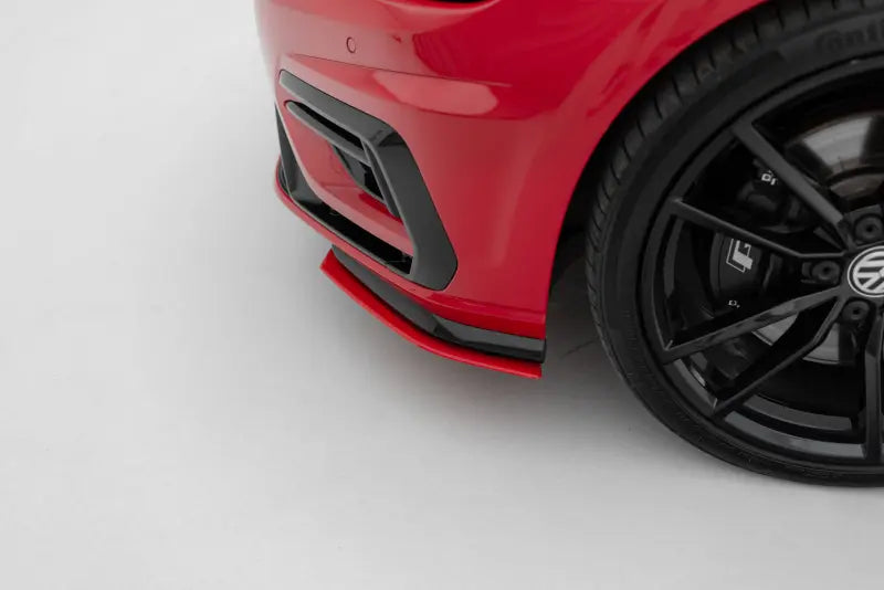 Maxton Design Frontlippen Flaps V.8 für VW Golf 7 R-Line / R Facelift ab 03/2017 Hochglanz rot – Ansicht 4