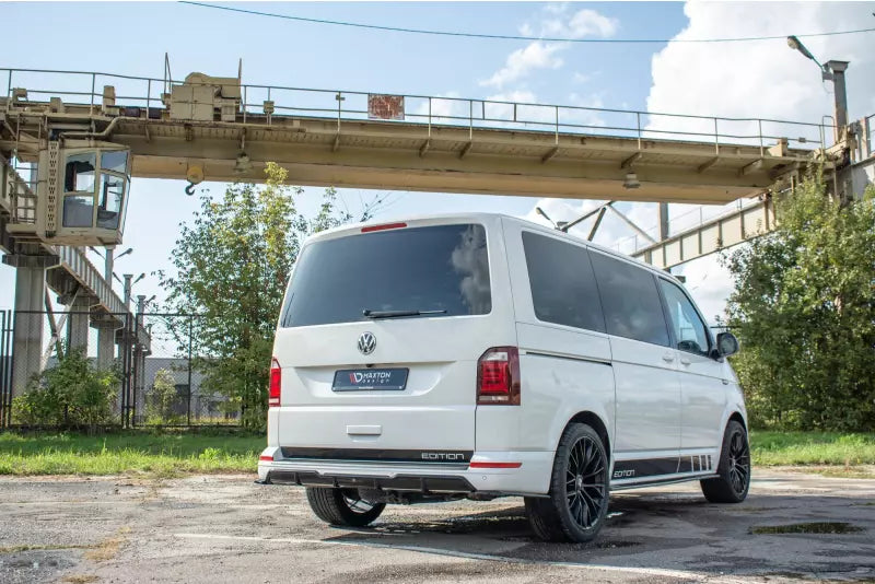Maxton Design Heckdiffusor für VW T6 Hochglanz schwarz – Ansicht 4