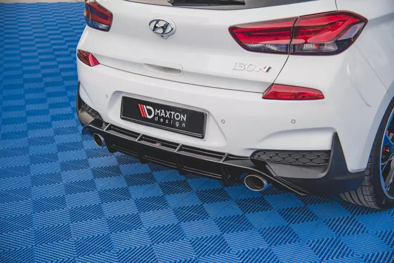 Maxton Design Heckdiffusor V.3 für Hyundai I30 N Mk3 Hatchback Hochglanz schwarz – Ansicht 3