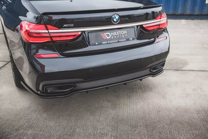 Maxton Design Heckdiffusor V.2 für BMW 7er G11 M Paket Hochglanz schwarz – Ansicht 4