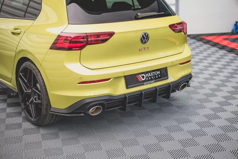 Maxton Design Street Pro Heckdiffusor V.2 für VW Golf 8 GTI Clubsport matt schwarz – Ansicht 1