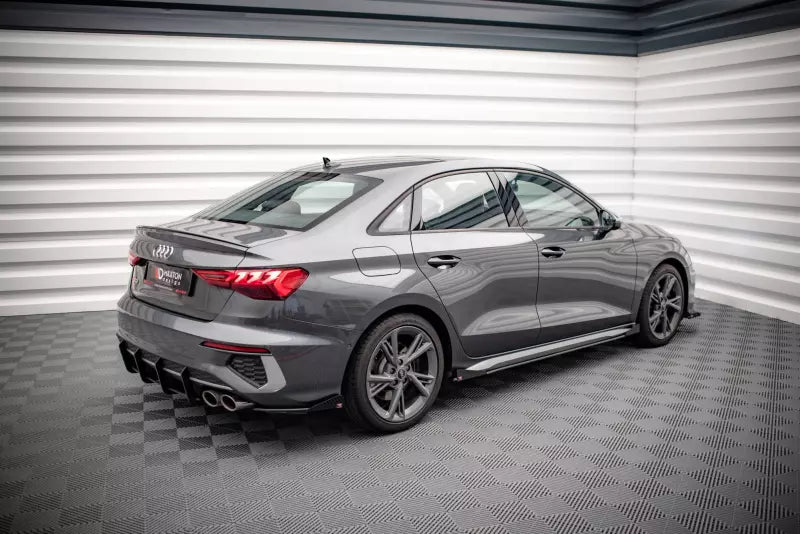 Maxton Design Street Pro Diffusor Flaps für Audi S3 Limousine 8Y matt schwarz mit Hochglanz Flaps – Ansicht 4