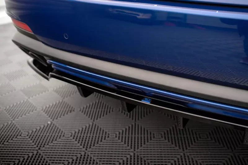 Maxton Design Heckdiffusor DTM Look für Maserati Levante GTS Mk1 Hochglanz schwarz – Ansicht 4
