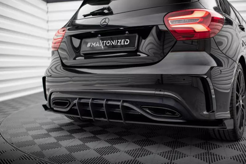 Maxton Design Street Pro Heckdiffusor-Flaps für Mercedes A AMG-Line W176 Facelift Hochglanz schwarz – Ansicht 4