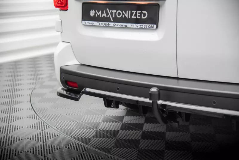 Maxton Design mittlerer Heckdiffusor DTM Look für Citroen Jumpy Mk3 Hochglanz schwarz – Ansicht 4