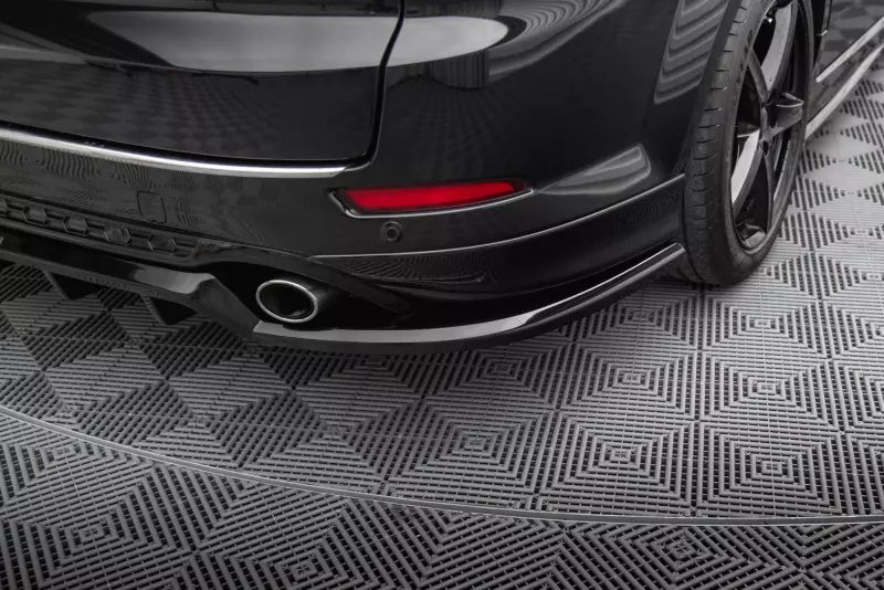 Maxton Design mittlerer Heckdiffusor DTM Look für Ford Mondeo ST-Line Mk4 Facelift Hochglanz schwarz – Ansicht 4