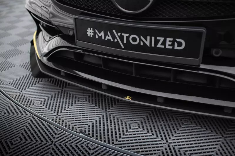 Maxton Design Street Pro Frontlippe für Mercedes-AMG CLA 45 Aero C117 Facelift Schwarz mit Hochglanz Flaps – Ansicht 4