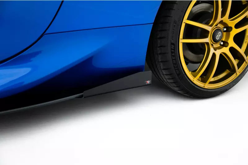 Maxton Design Street Pro Seitenschweller (Paar) für Toyota GR86 Mk1 Schwarz mit Hochglanz Flaps – Ansicht 4