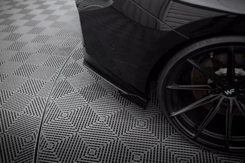 Maxton Design Hintere Seiten Flaps BMW M2 G87 Hochglanz schwarz – Ansicht 4