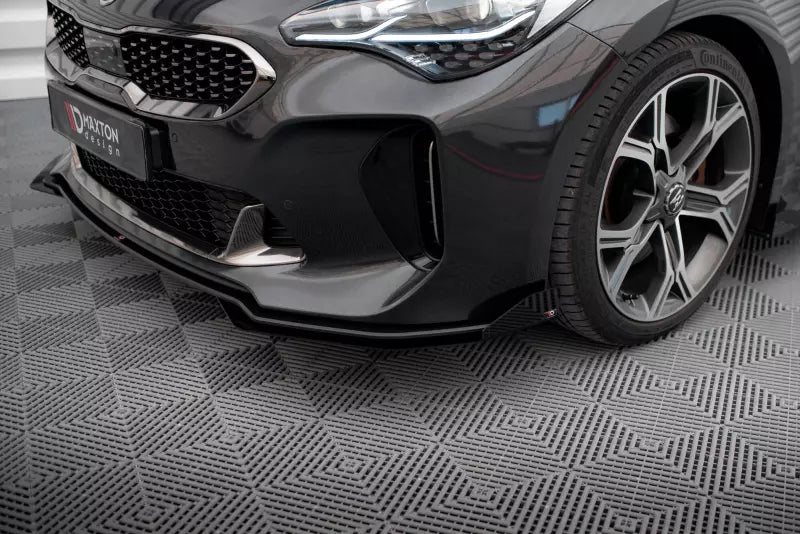 Maxton Design Front Flaps Kia Stinger GT / GT-Line Mk1 Hochglanz schwarz – Ansicht 4
