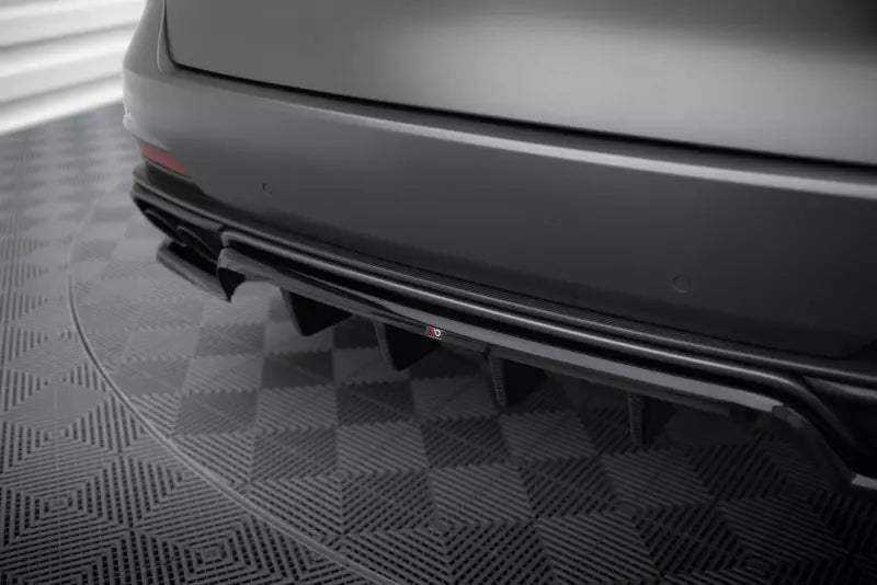 Maxton Design mittlerer Heckdiffusor DTM Look für Maserati Levante Trofeo Mk1 Hochglanz schwarz – Ansicht 4