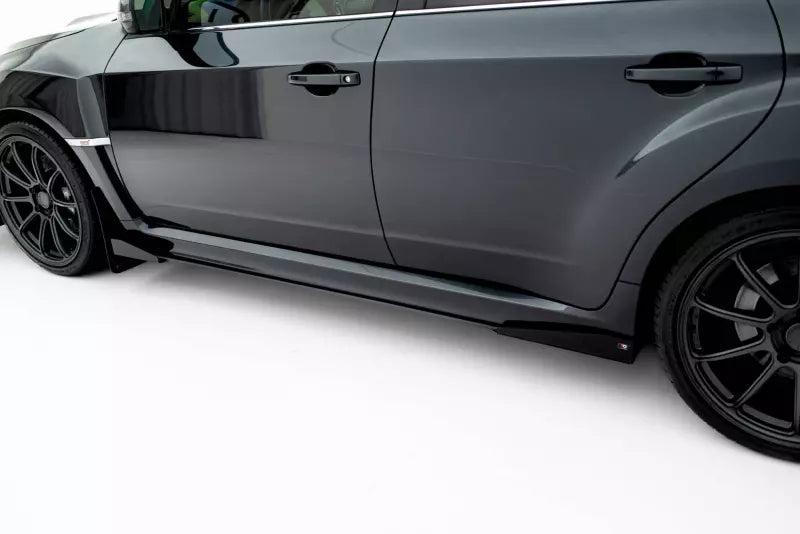 Maxton Design Street Pro Seitenschweller (Paar) mit Flaps für Subaru Impreza WRX STI Mk3 Facelift Schwarz mit Hochglanz Flaps – Ansicht 4