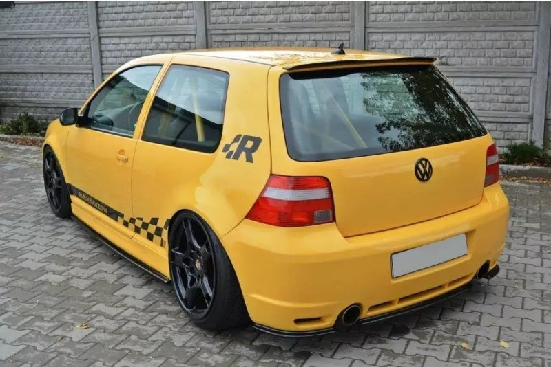 Maxton Design Diffusor Flaps für VW Golf 4 R32 Hochglanz schwarz – Ansicht 4