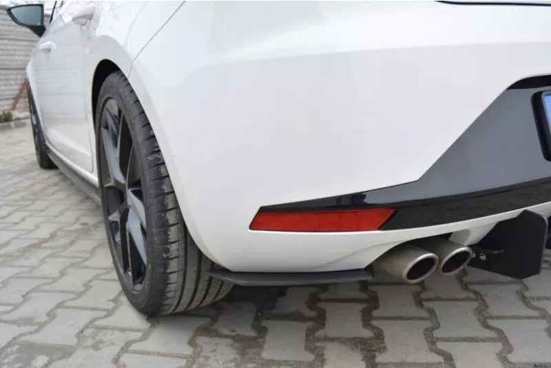 Maxton Design Street Pro Heckdiffusor für Seat Leon 3 (Typ 5F) FR – Ansicht 4