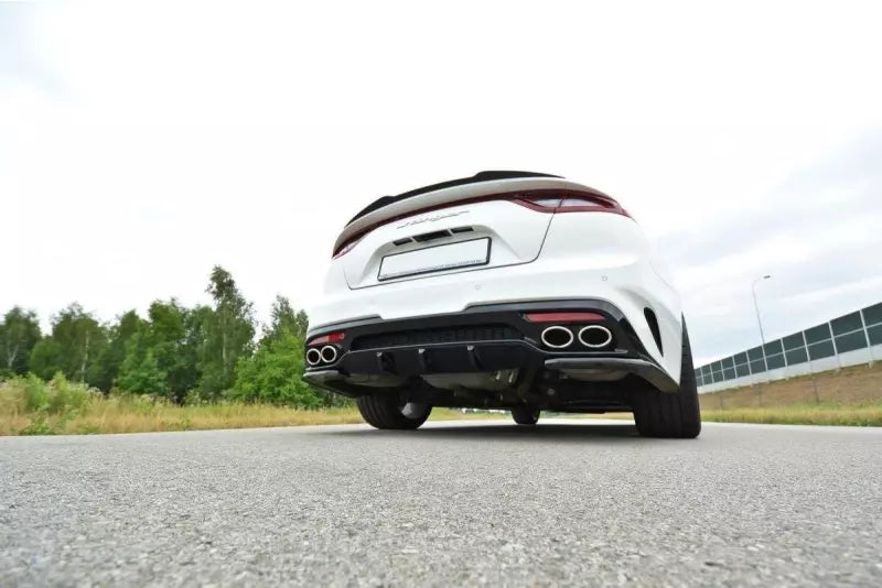 Maxton Design Heckdiffusor für Kia Stinger GT Hochglanz schwarz – Ansicht 4