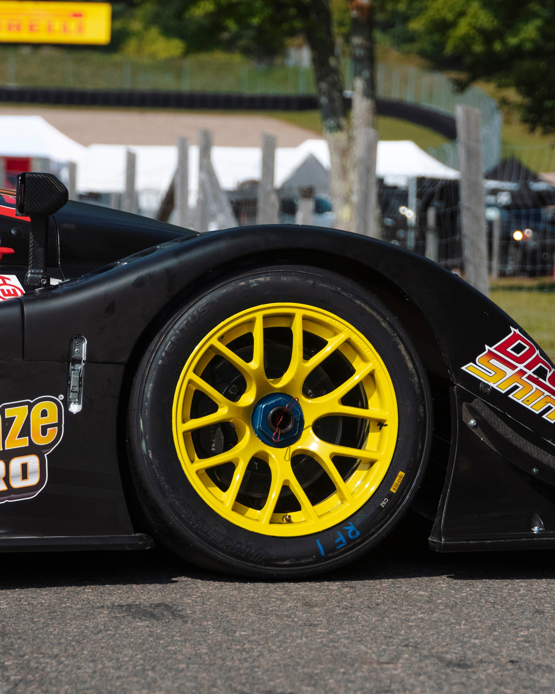 Daytona-Yellow-Radical