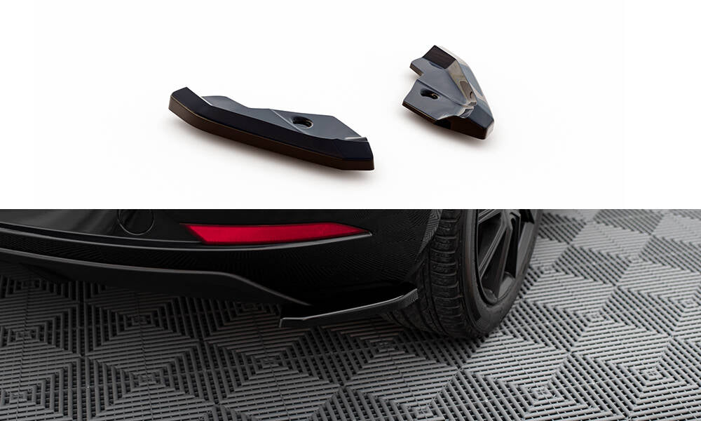 Heck Ansatz Flaps Diffusor V.1 passend für Seat Leon Hatchback Mk3 Facelift schwarz Hochglanz – Ansicht 2