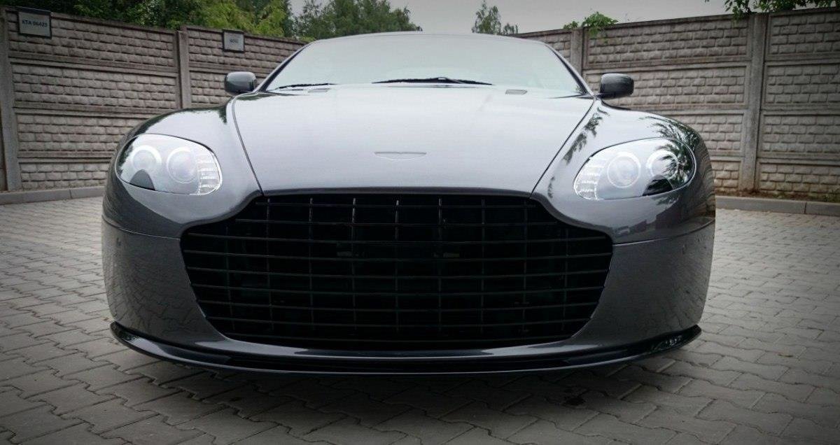Street+ Spoilerlippe Front Ansatz passend für ASTON MARTIN V8 VANTAGE schwarz Hochglanz – Ansicht 1