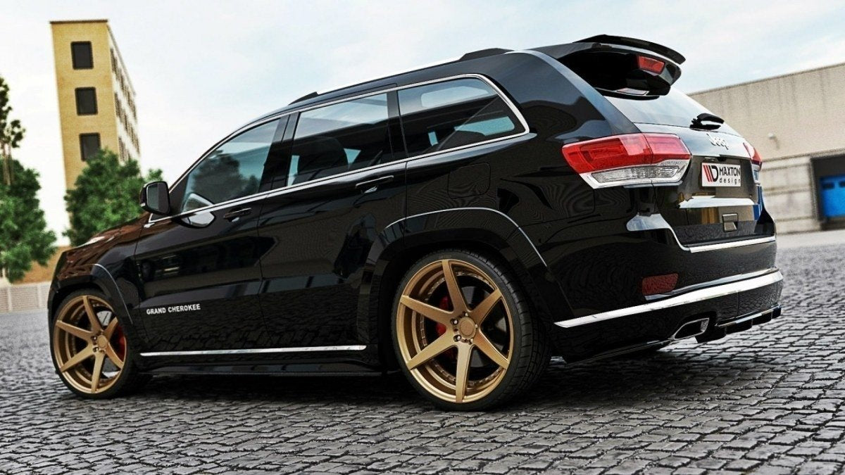 Heckansatz Jeep Grand Cherokee WK2 Summit Facelift DTM LOOK schwarz Hochglanz – Ansicht 1