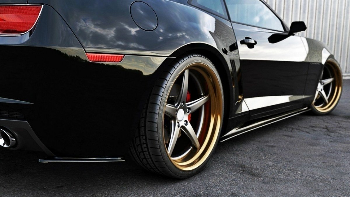 Heck Ansatz Flaps Diffusor passend für Chevrolet Camaro SS / Standard Mk5 schwarz Hochglanz – Ansicht 1