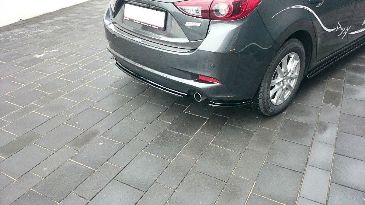Heckansatz Mazda 3 BM (Mk3) Facelift  schwarz Hochglanz – Ansicht 1