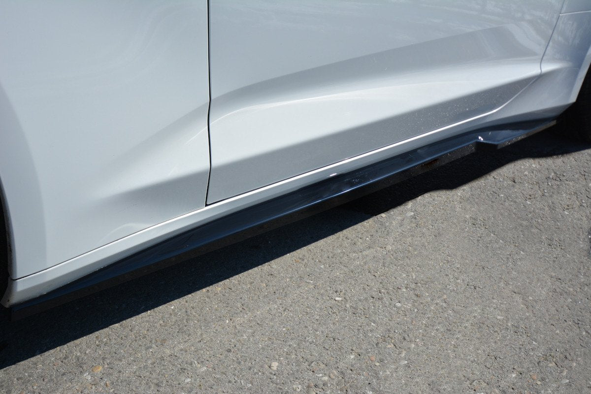 Street+ Seitenschweller Leisten passend für CHEVROLET CAMARO 6TH-GEN. PHASE-I 2SS COUPE schwarz Hochglanz – Ansicht 4