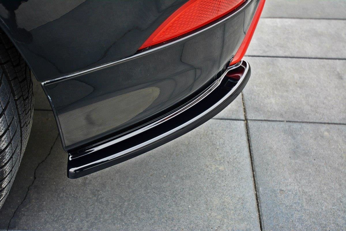 Heck Ansatz Flaps Diffusor passend für Ford Focus ST-Line Mk3 FL schwarz Hochglanz – Ansicht 1