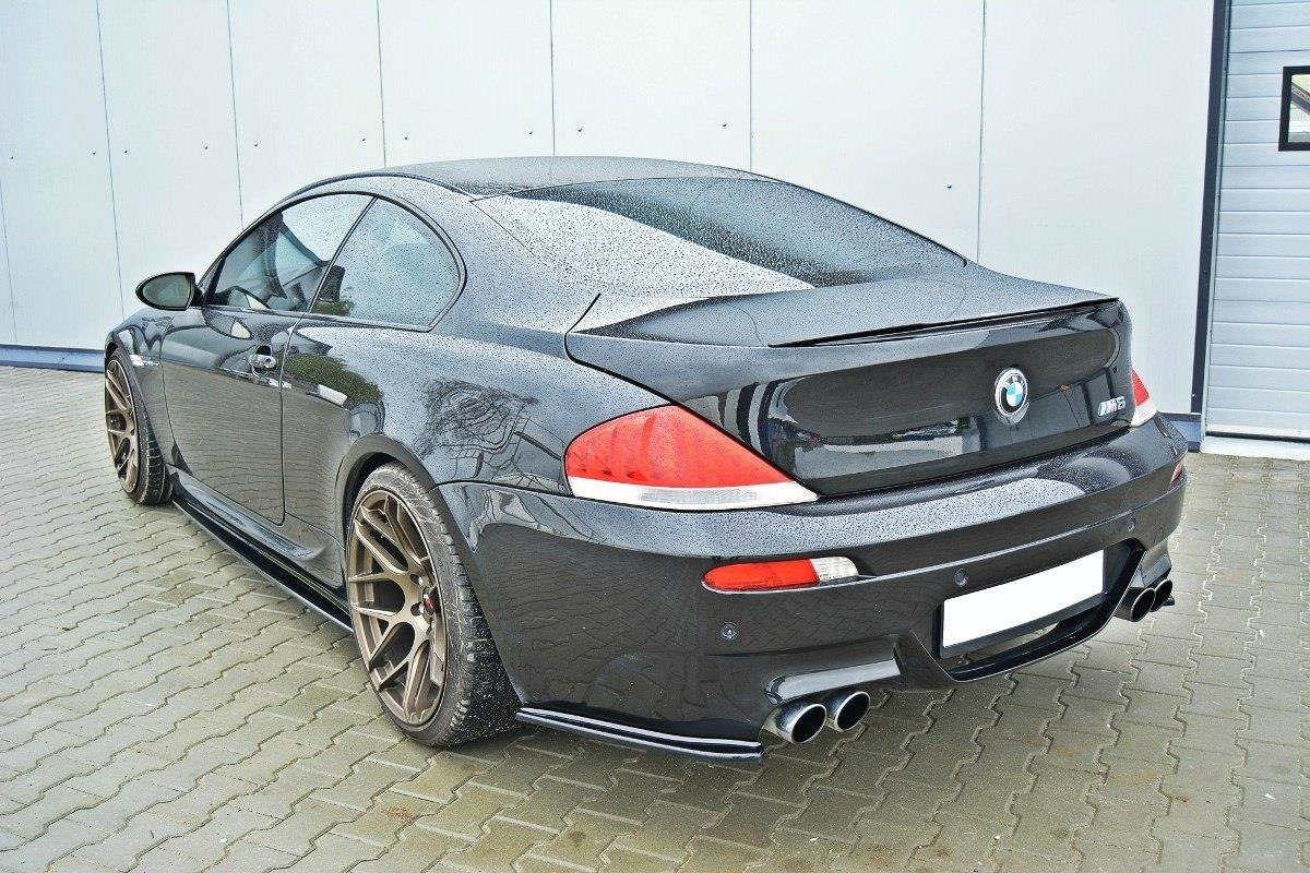 Heck Ansatz Flaps Diffusor passend für BMW M6 E63 schwarz Hochglanz – Ansicht 1