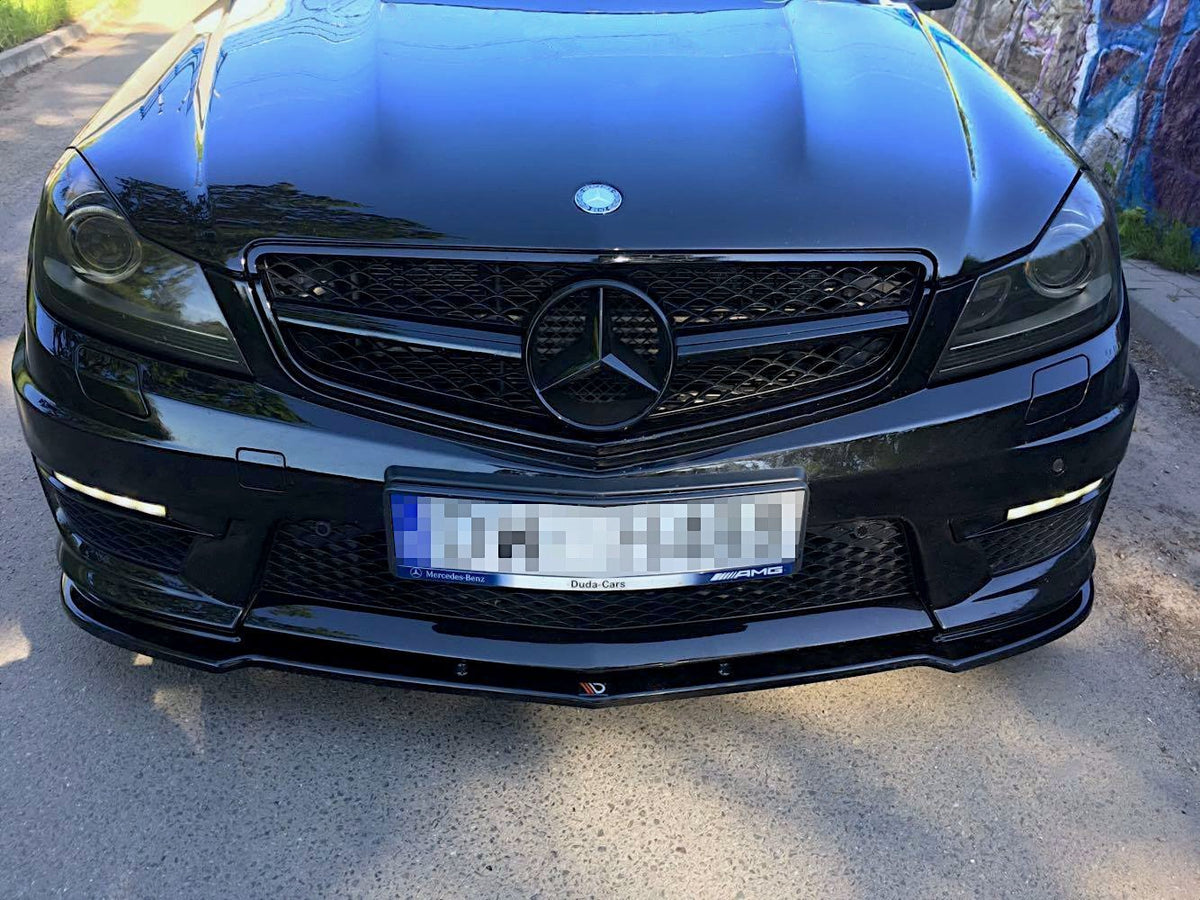 Street+ Spoilerlippe Front Ansatz passend für Mercedes-Benz C63 AMG Limousine / Kombi W204 Facelift / S204 Facelift schwarz Hochglanz – Ansicht 2