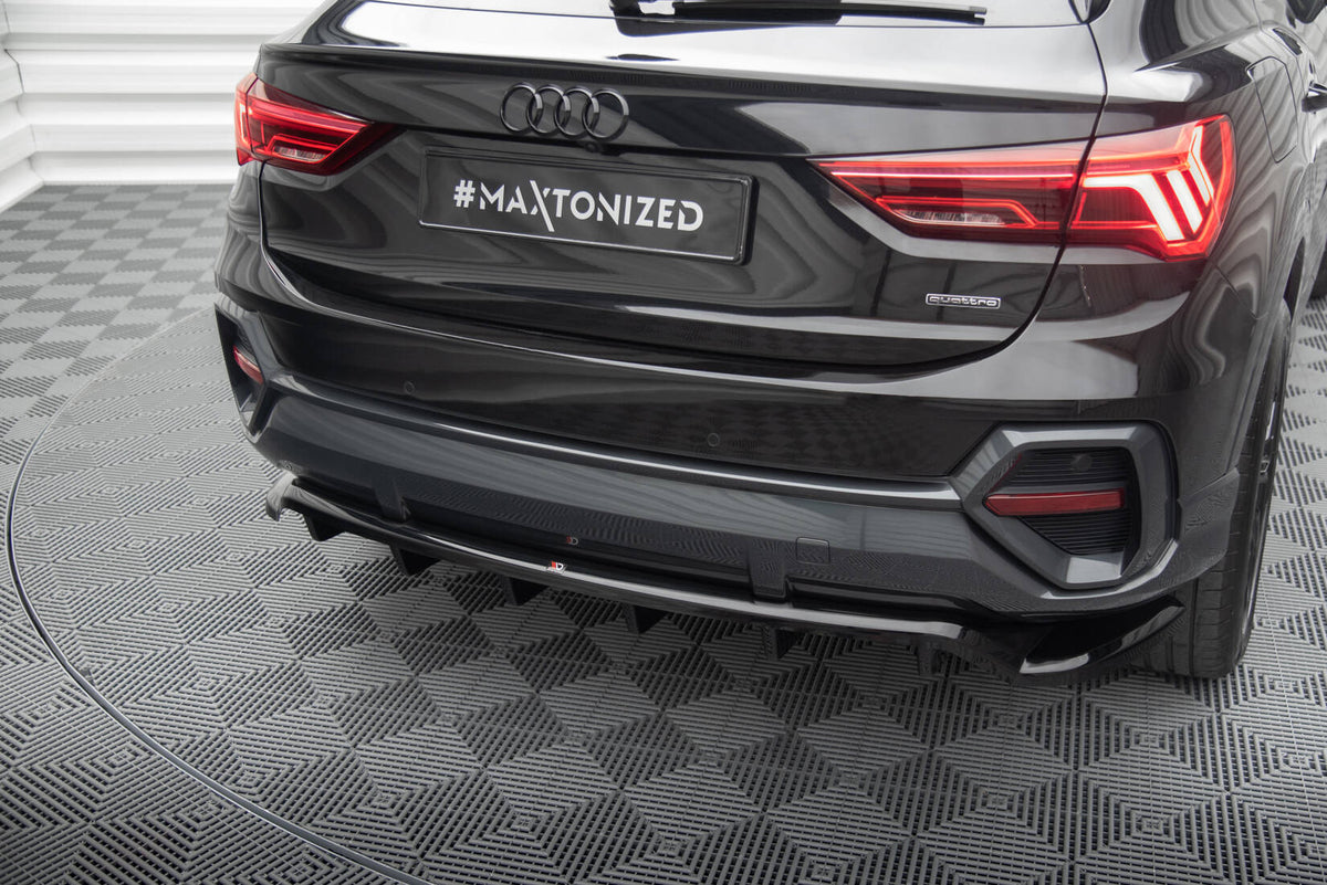 Street+ Mittlerer Diffusor RACE passend für Audi Q3 Sportback F3 schwarz Hochglanz – Ansicht 3