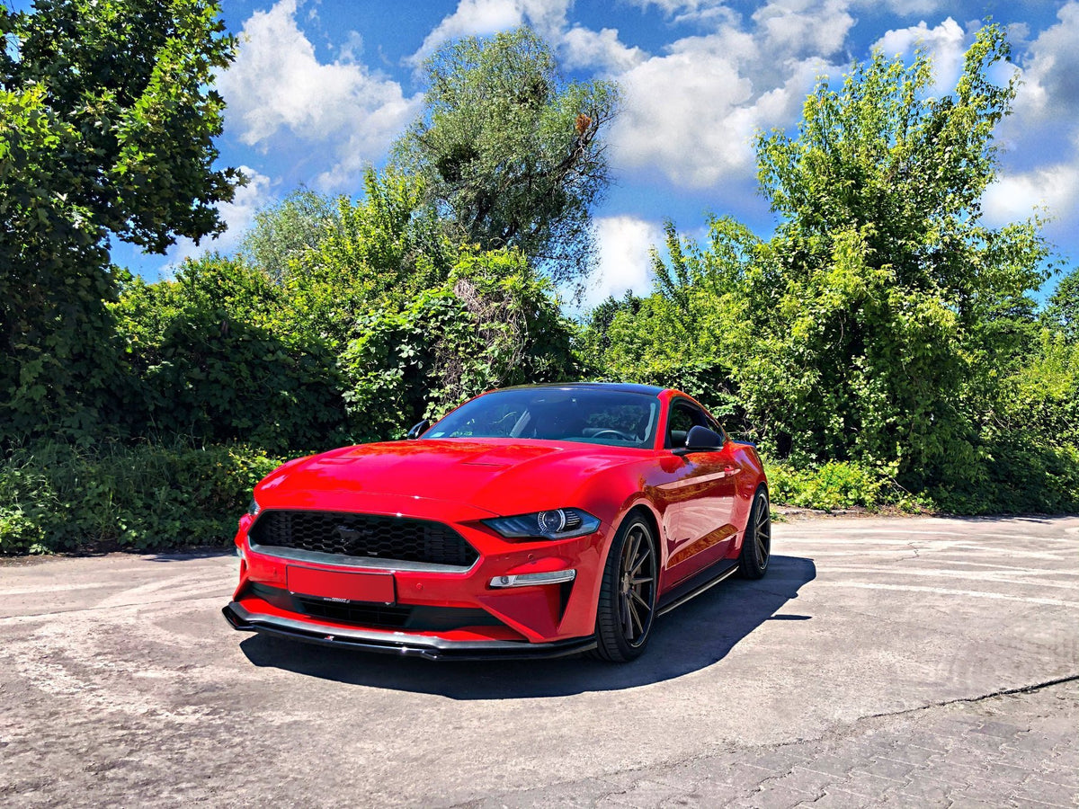 Street+ Spoilerlippe Front Ansatz V.1 passend für Ford Mustang Mk. 6 Facelift schwarz Hochglanz – Ansicht 3