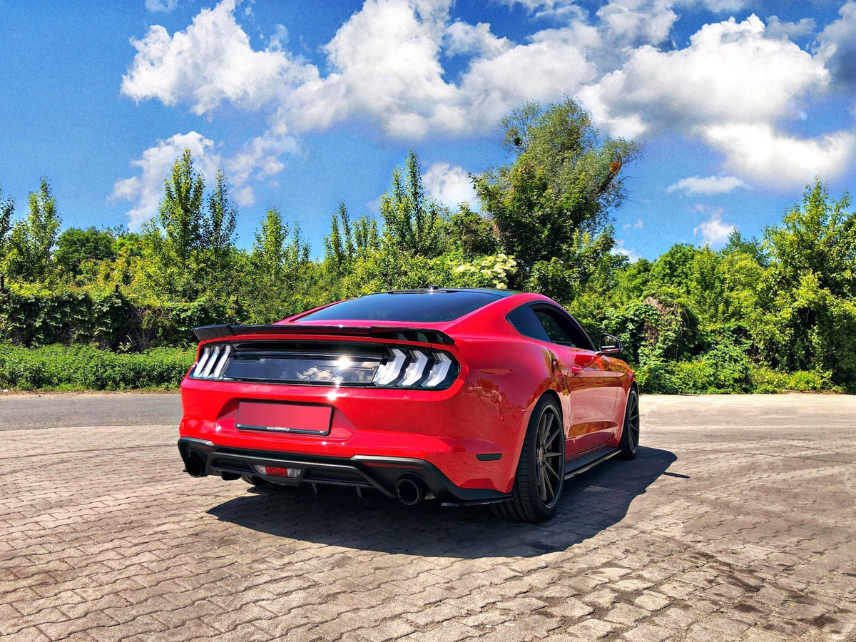 Heck Ansatz Flaps Diffusor passend für Ford Mustang Mk. 6 Facelift schwarz Hochglanz – Ansicht 1