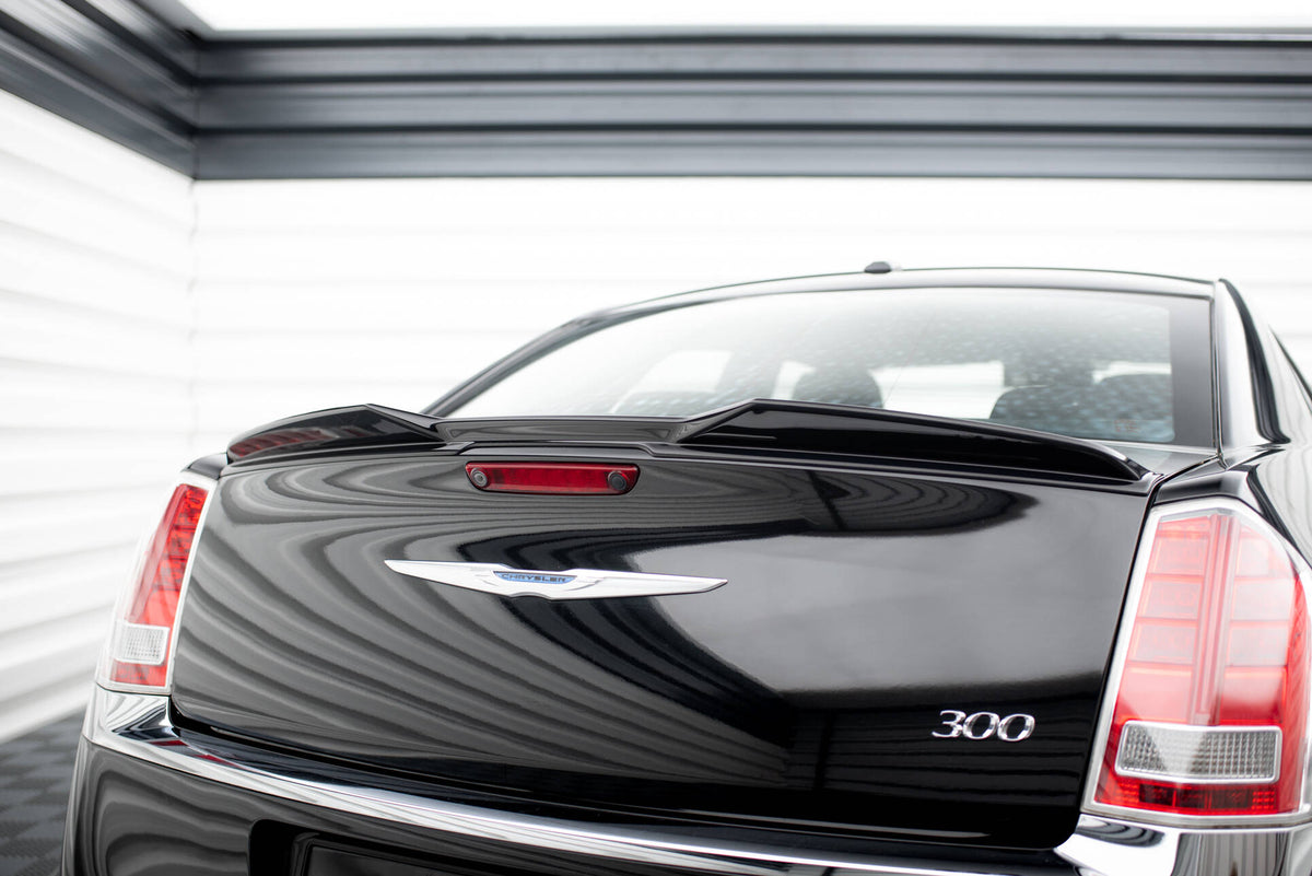 Heckspoiler Lippe 3D Chrysler 300 Mk2 schwarz Hochglanz – Ansicht 5