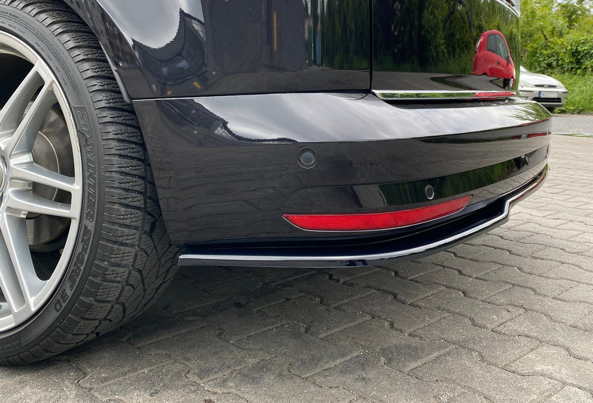 Heckansatz VW Caddy Mk. 4 schwarz Hochglanz – Ansicht 3