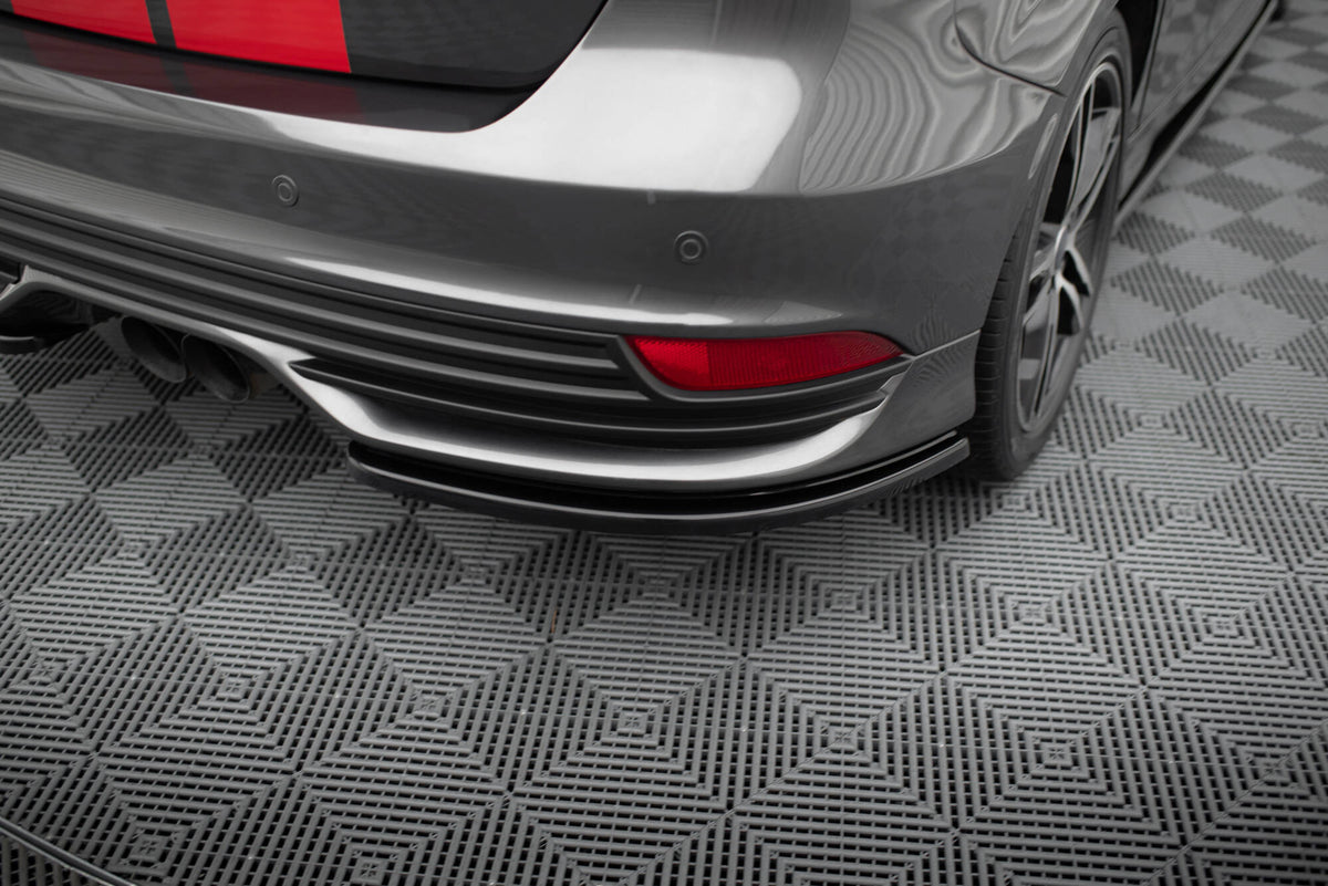 Heck Ansatz Flaps Diffusor passend für Ford Focus ST Mk3 FL schwarz Hochglanz – Ansicht 4