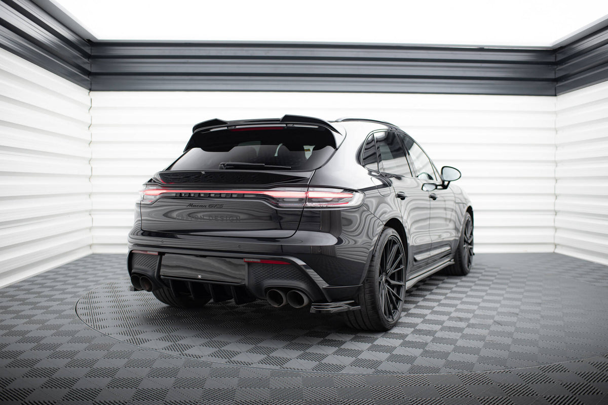 Heck Ansatz Flaps Diffusor passend für Porsche Macan GTS Mk1 Facelift 2 schwarz Hochglanz – Ansicht 1