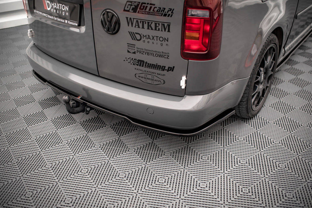 Heckansatz VW Caddy Long Mk3 Facelift schwarz Hochglanz – Ansicht 4