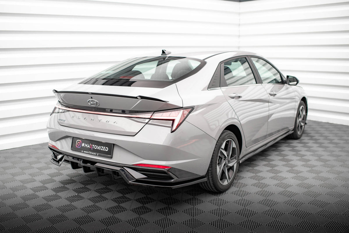 Heckspoiler Lippe Hyundai Elantra Mk7 schwarz Hochglanz – Ansicht 3