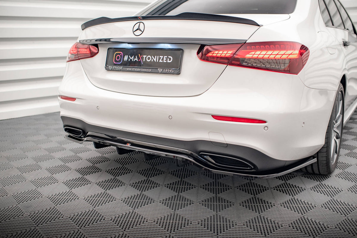 Street+ Mittlerer Diffusor RACE passend für Mercedes-Benz E AMG-Line Limousine W213 Facelift schwarz Hochglanz – Ansicht 6