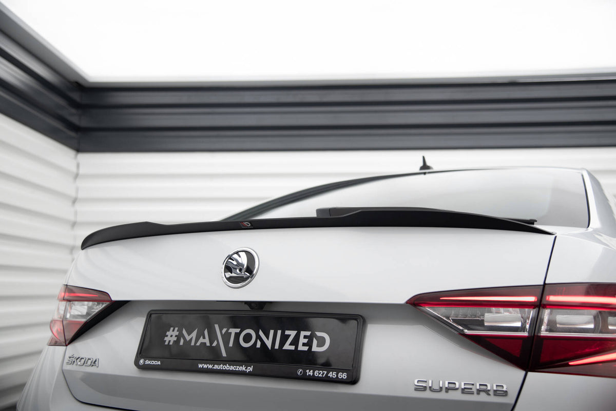 Heckspoiler Lippe V.2 Skoda Superb Liftback Mk3 / Mk3 Facelift schwarz Hochglanz – Ansicht 5