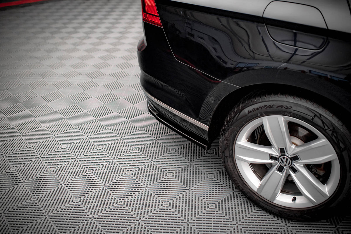 Heck Ansatz Flaps Diffusor passend für VW Passat B8 Facelift schwarz Hochglanz – Ansicht 1