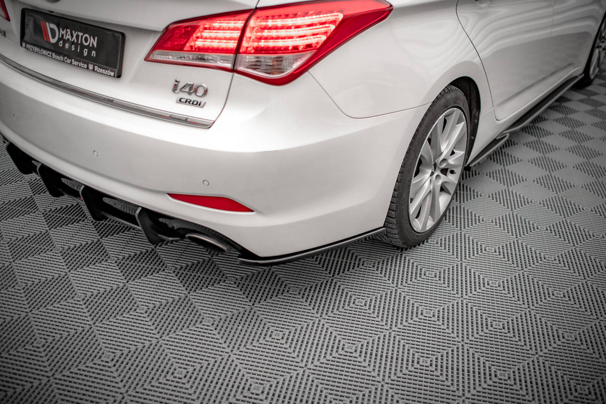 Heck Ansatz Flaps Diffusor passend für Hyundai I40 Mk1 schwarz Hochglanz – Ansicht 1