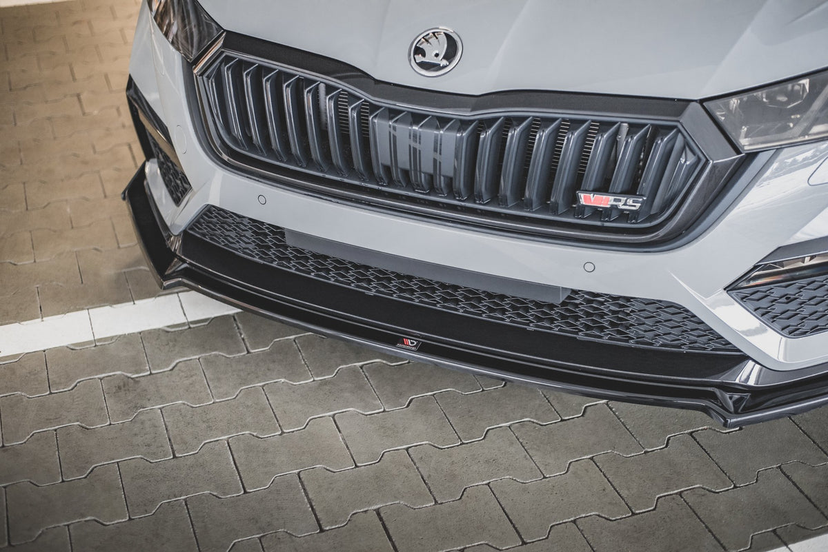 Street+ Spoilerlippe Front Ansatz V.2 + Flaps passend für Skoda Octavia RS Mk4 – Ansicht 1