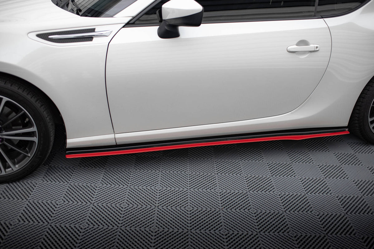 Street+ Seitenschweller Leisten V.2 passend für Subaru BRZ Mk1 / Mk1 Facelift / Toyota GT86 Facelift schwarz Hochglanz – Ansicht 3