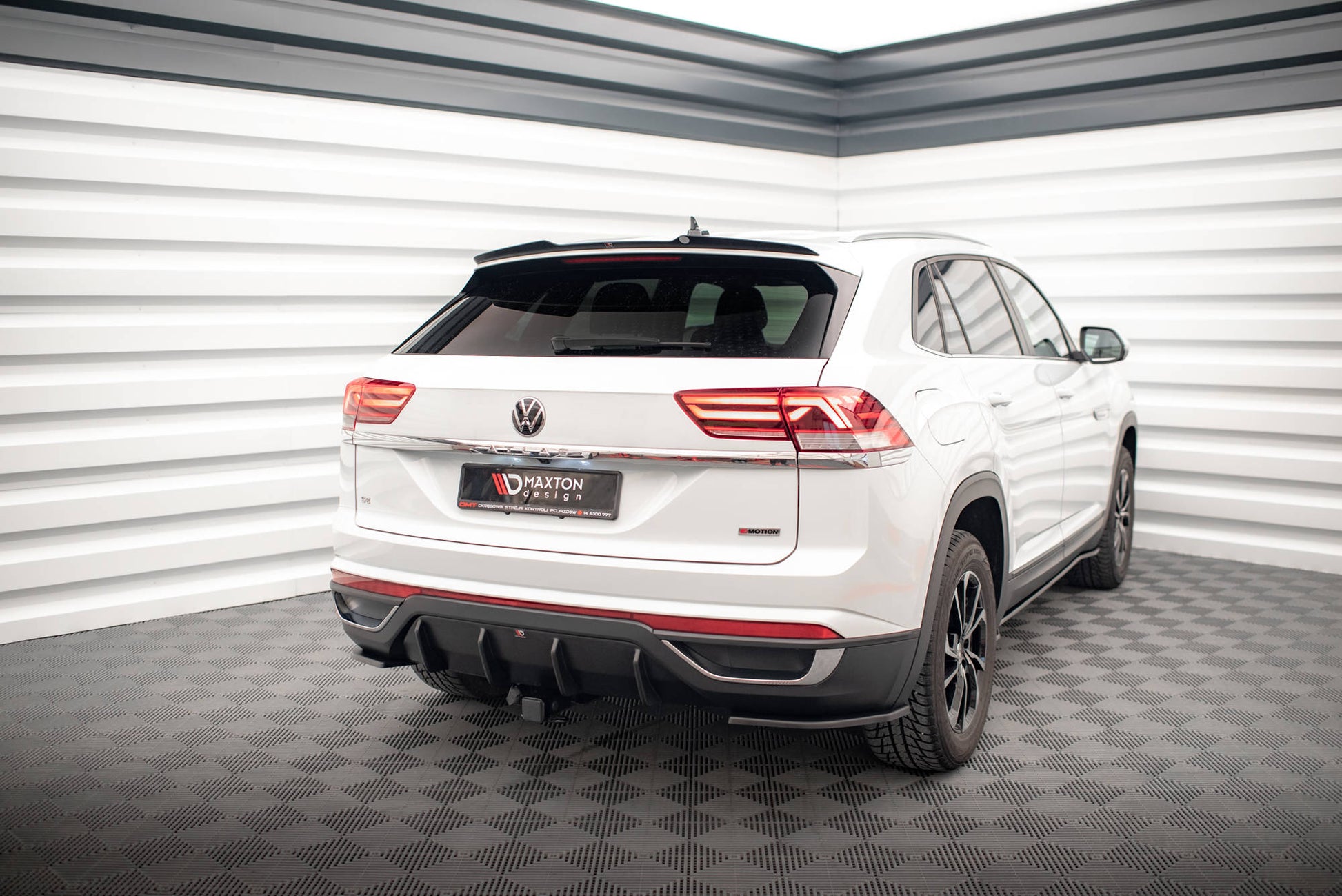Heckspoiler Lippe VW Atlas Cross Sport schwarz Hochglanz – Ansicht 1