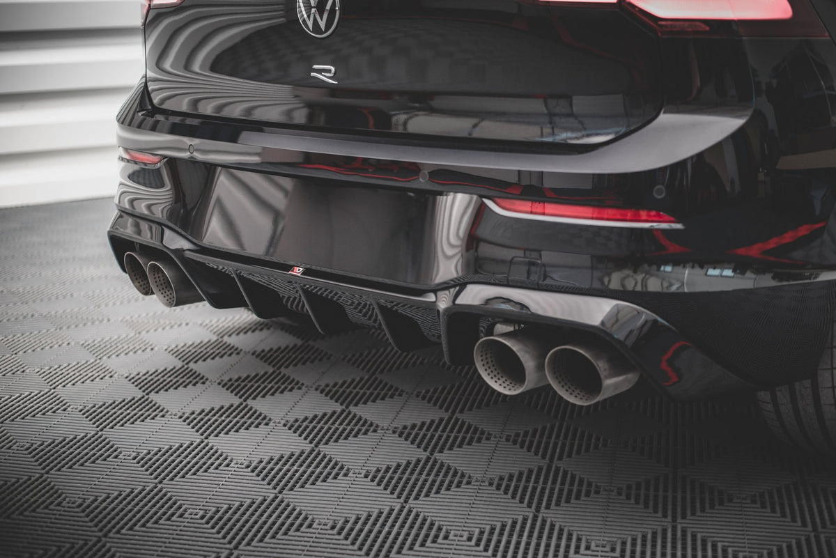 Diffusor Heck Ansatz V.1 passend für VW Golf R Hatchback Mk8 Facelift schwarz Hochglanz – Ansicht 1