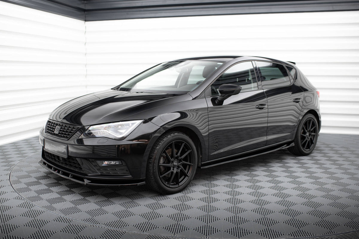 Street+ Seitenschweller Leisten passend für V.4 Seat Leon Cupra / FR Mk3 FL schwarz Hochglanz – Ansicht 1