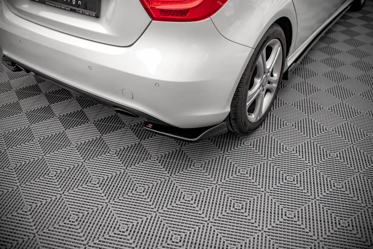 Heck Ansatz Flaps Diffusor V.1 passend für Mercedes-Benz A W176 schwarz Hochglanz – Ansicht 1